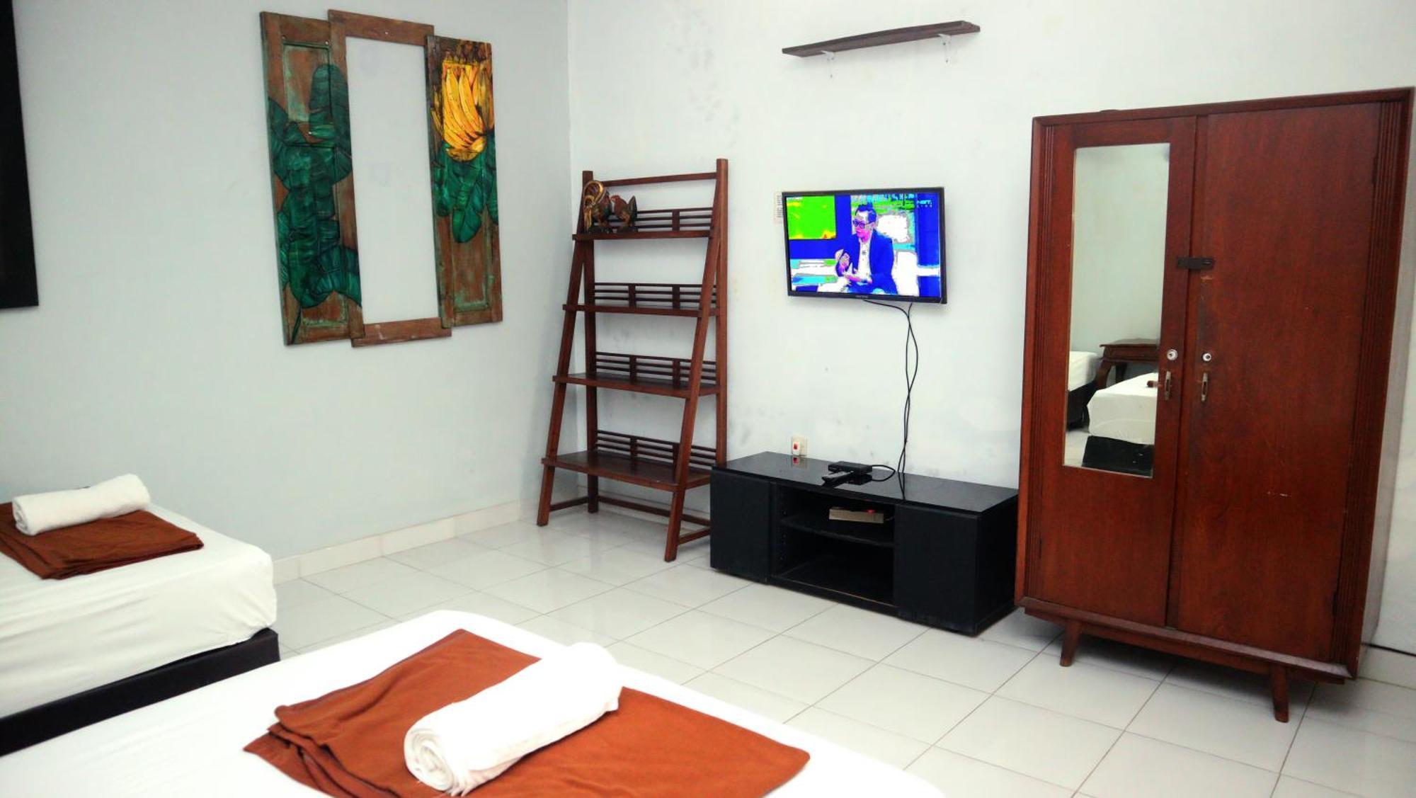 Budarno Homestay Kejayan Экстерьер фото