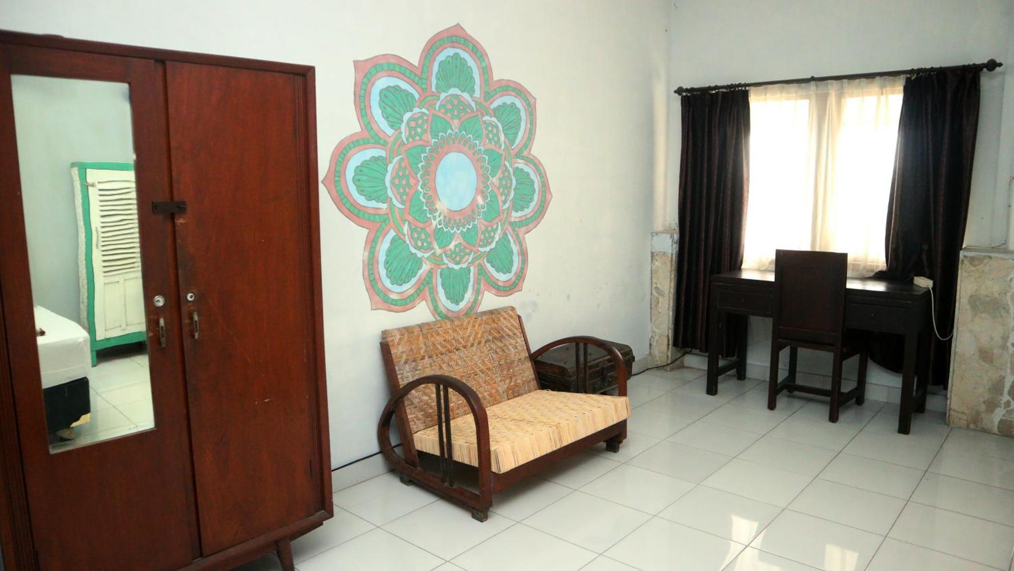 Budarno Homestay Kejayan Экстерьер фото