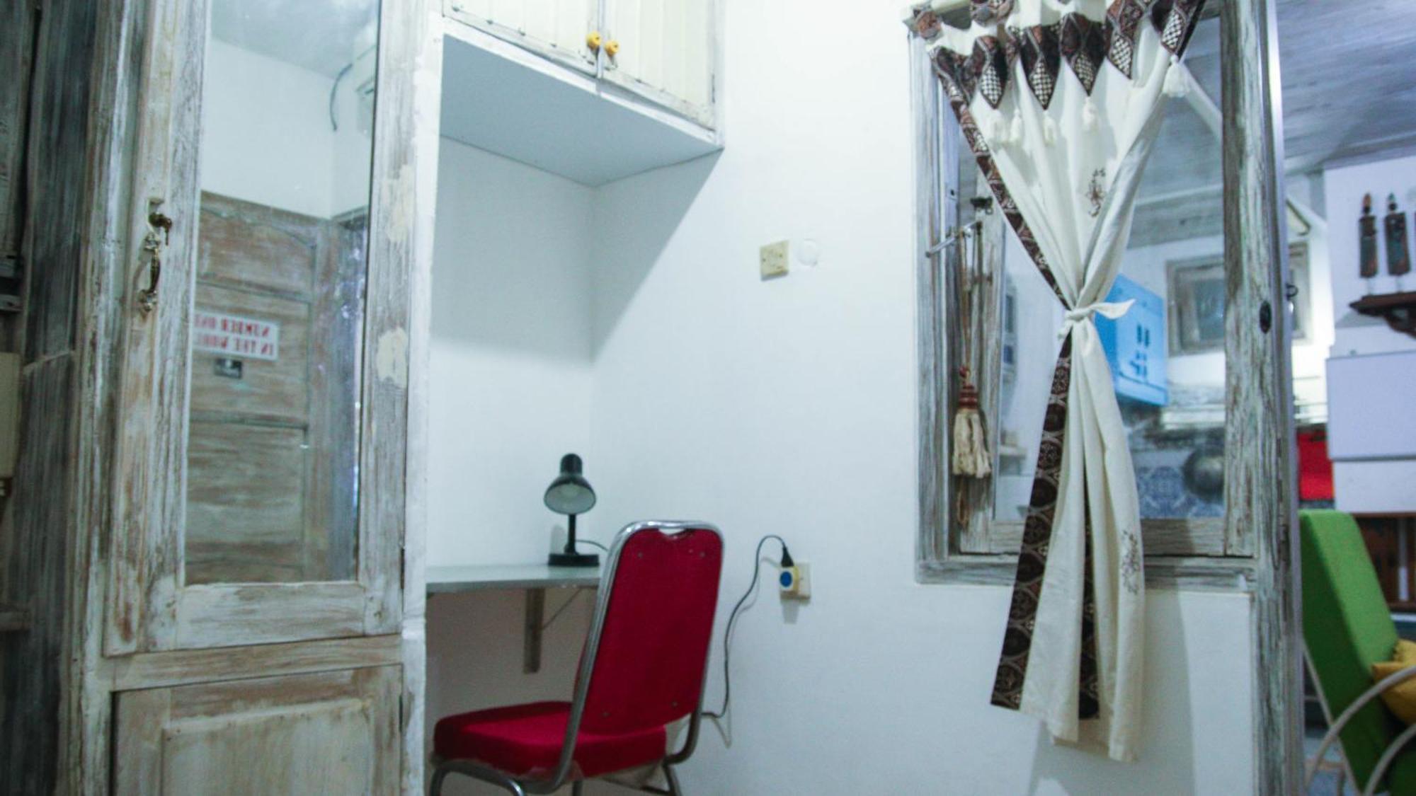 Budarno Homestay Kejayan Номер фото